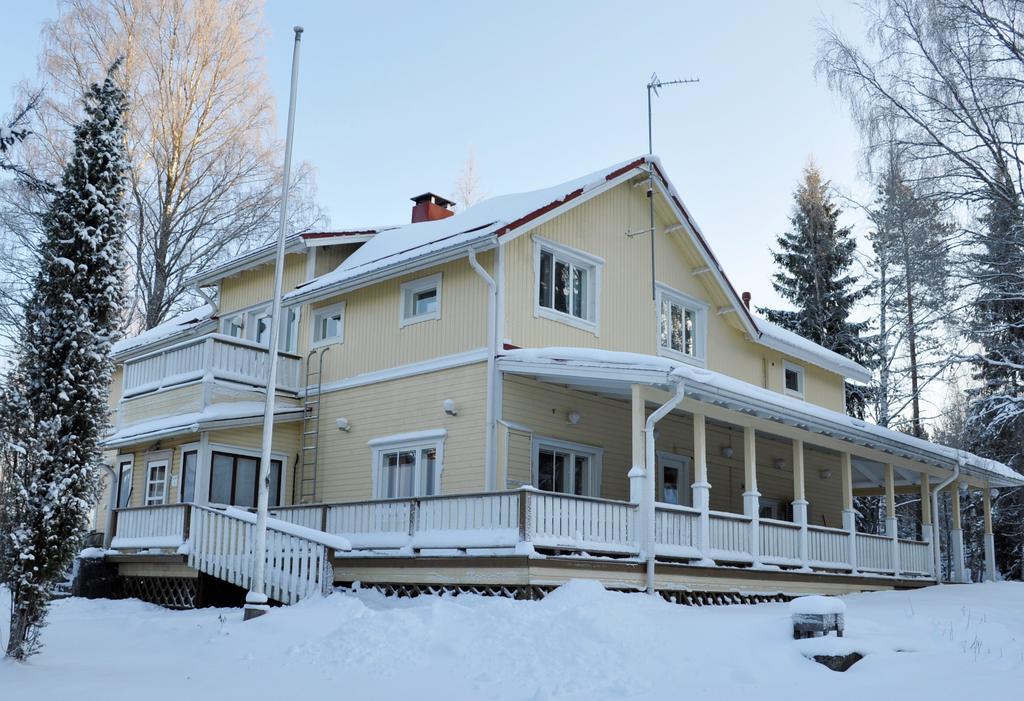 Tuhannen Tarinan Talo Kannuskoski Zewnętrze zdjęcie